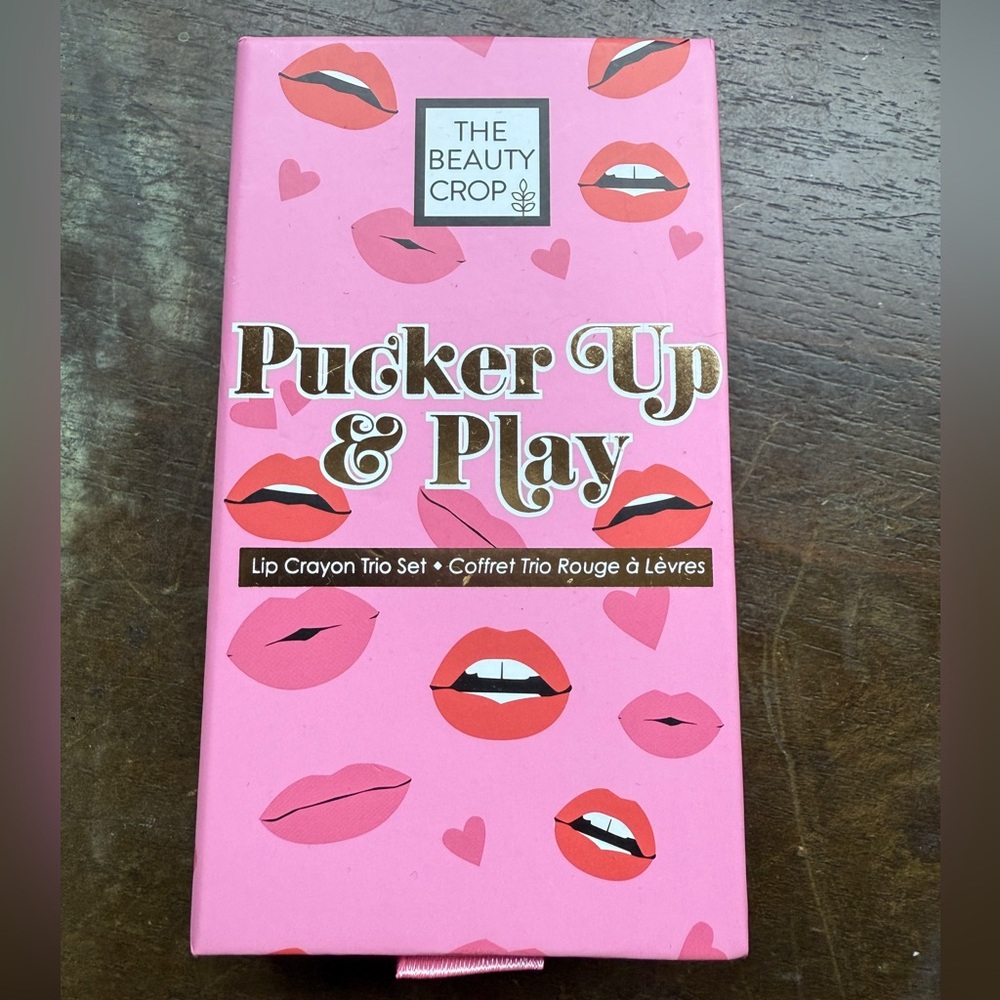 NWOT The Beauty Corp Pucker Up & Play